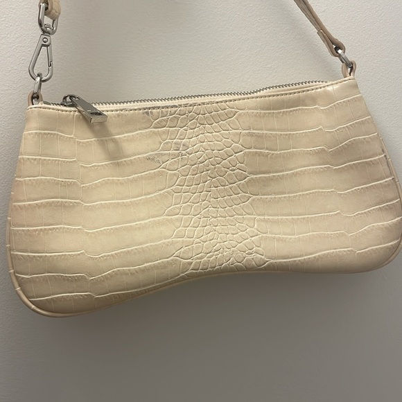 JW PEI Bag - Picture 4 of 8